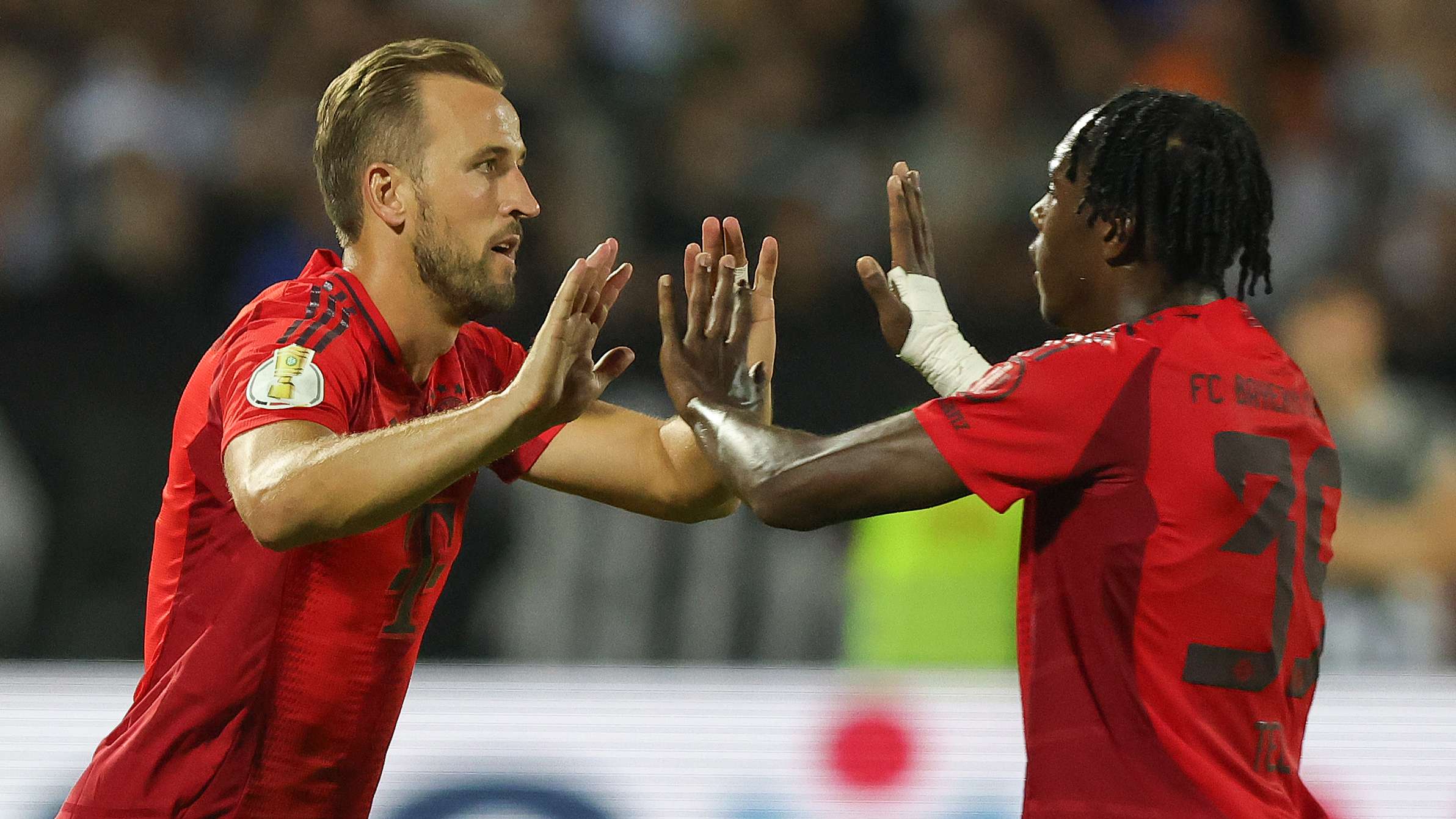 隨著中國足 隨著中國足